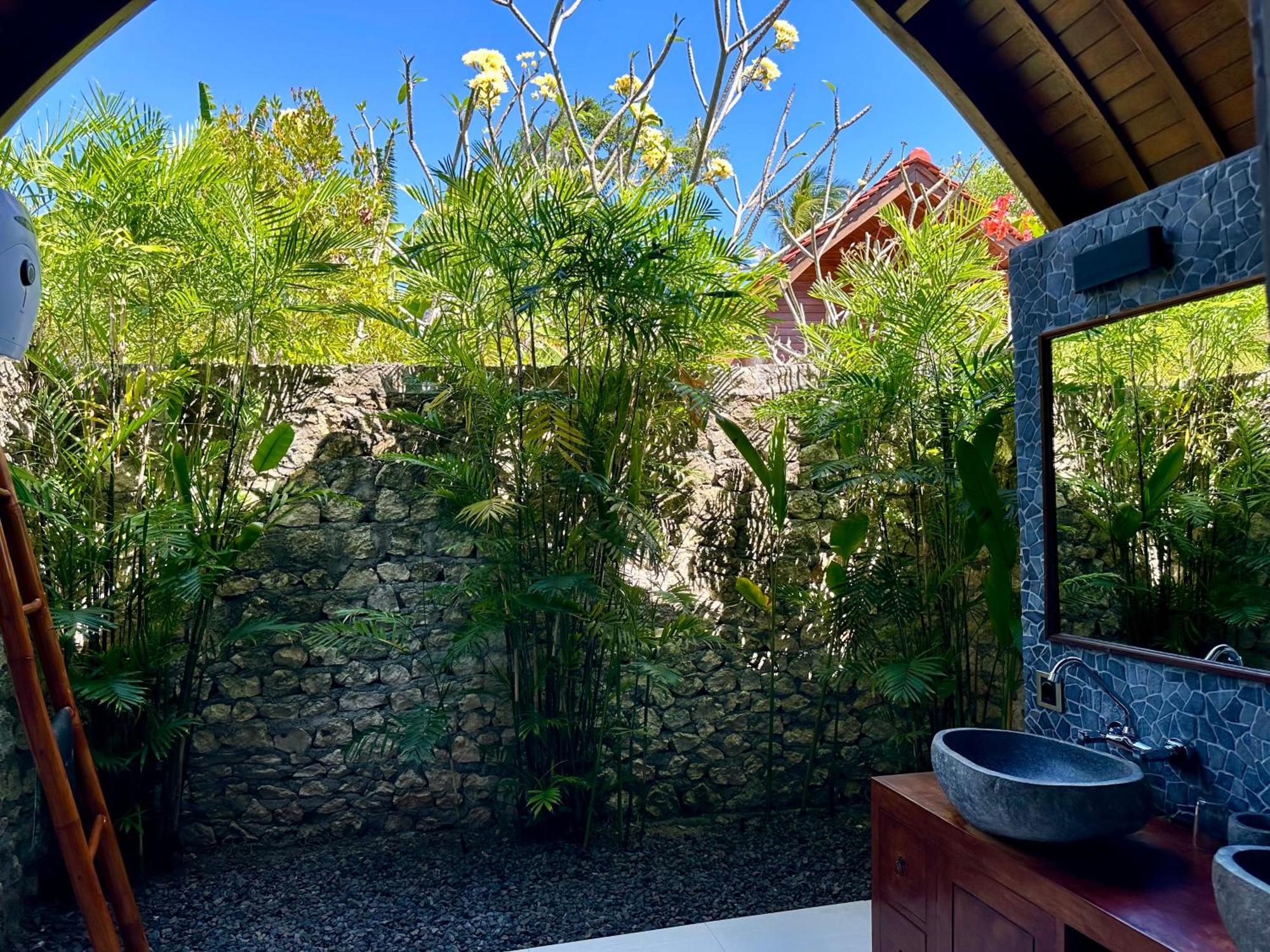 Jungle Paradise Batununggul Exterior foto