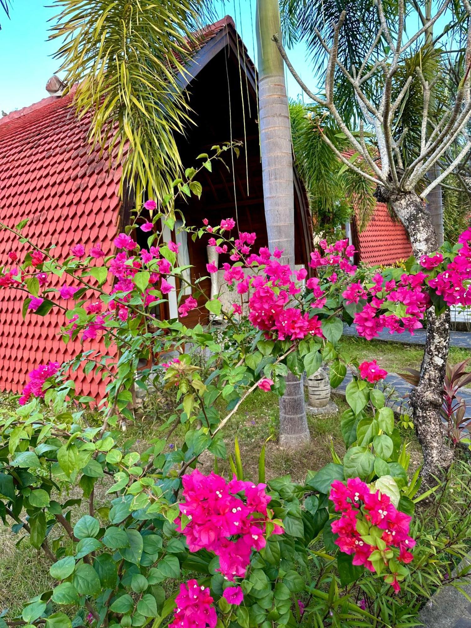 Jungle Paradise Batununggul Exterior foto